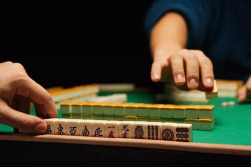 吃瓜打麻将网红视频,网红视频带你领略网络娱乐新风尚